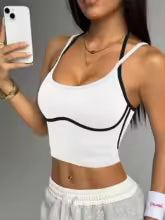 ✨ Top Deportivo SculptFit™ – Realce, Estilo y Comodidad en Cada Movimiento